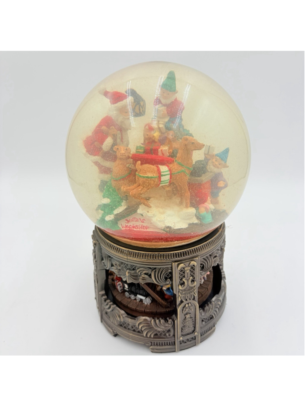 MERCURIES Santa’s Workshop Musical Snow Globe Animated Rotating Base 1994